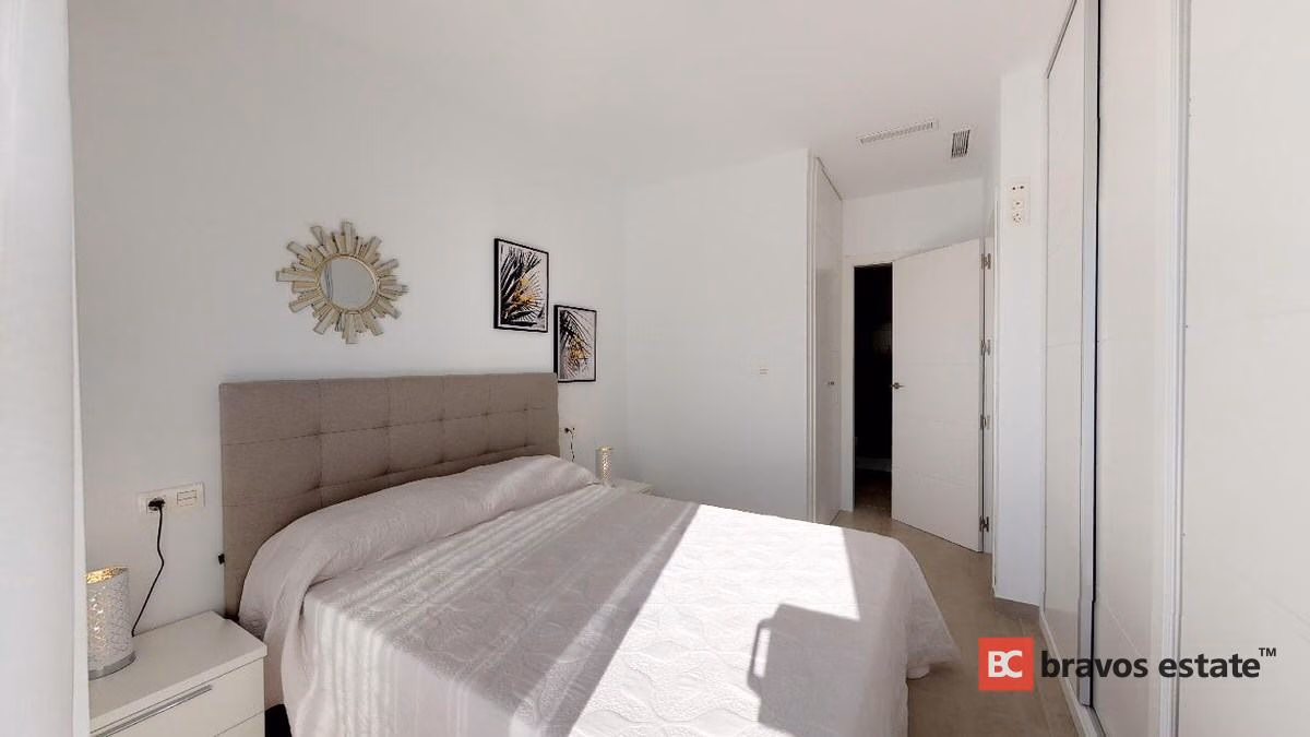 Neubau-Villa mit 3 Schlafzimmern in Torrevieja - 7
