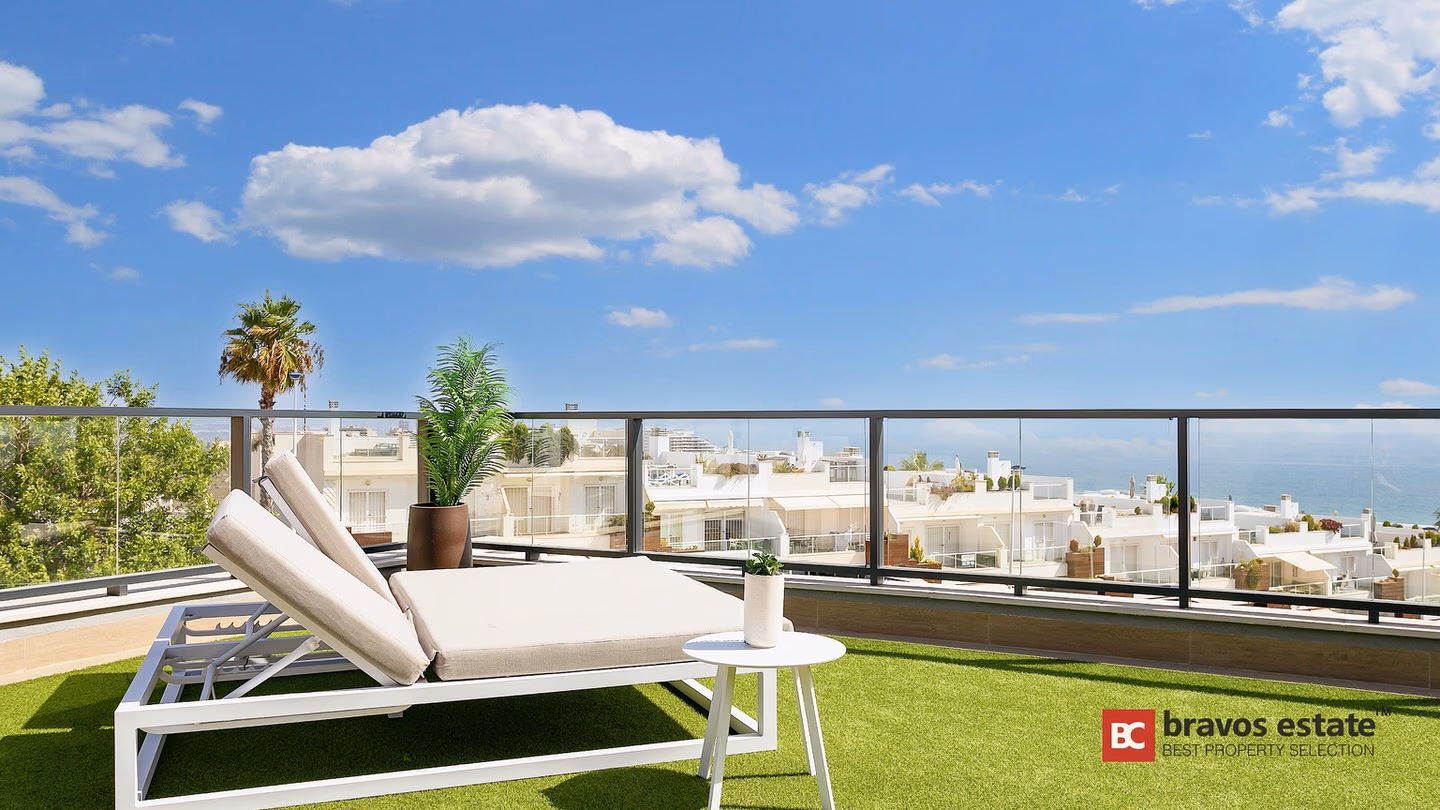 Apartamento Cerca del Mar de 3 Dormitorios en Arenales del Sol - 2