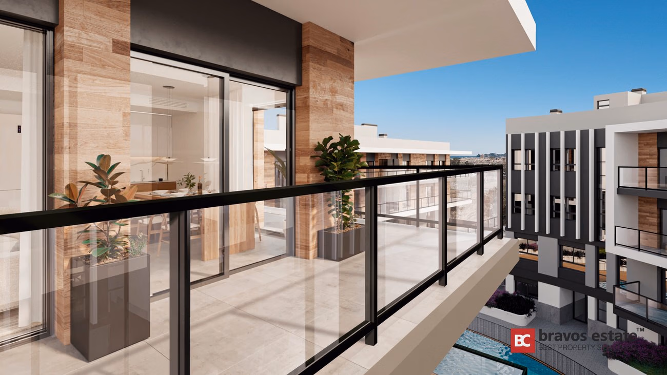 Beachside 3-Bedroom Apartment in Javea - 9