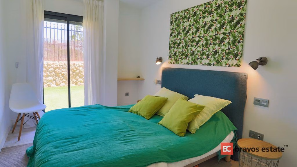 Seafront 3-Bedroom Bungalow in El Campello - 16