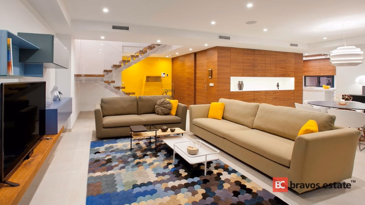 Luxury 4-Bedroom Villa in Cumbre del Sol - 10