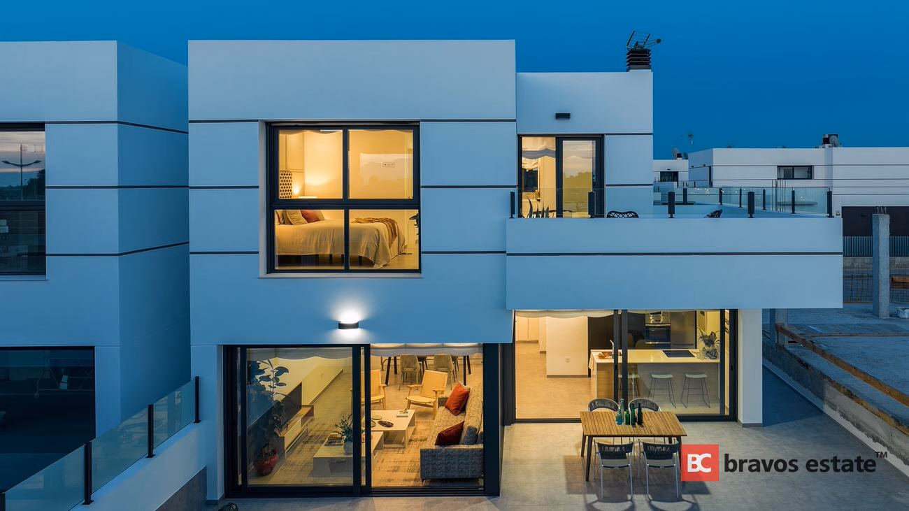 New Build 3-Bedroom Villa in La Marina - 3