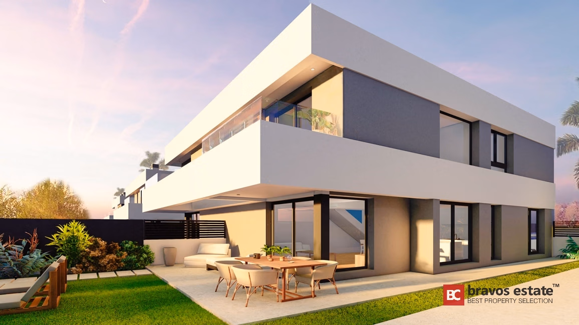 New Build 4-Bedroom Villa in Playa de San Juan - 2