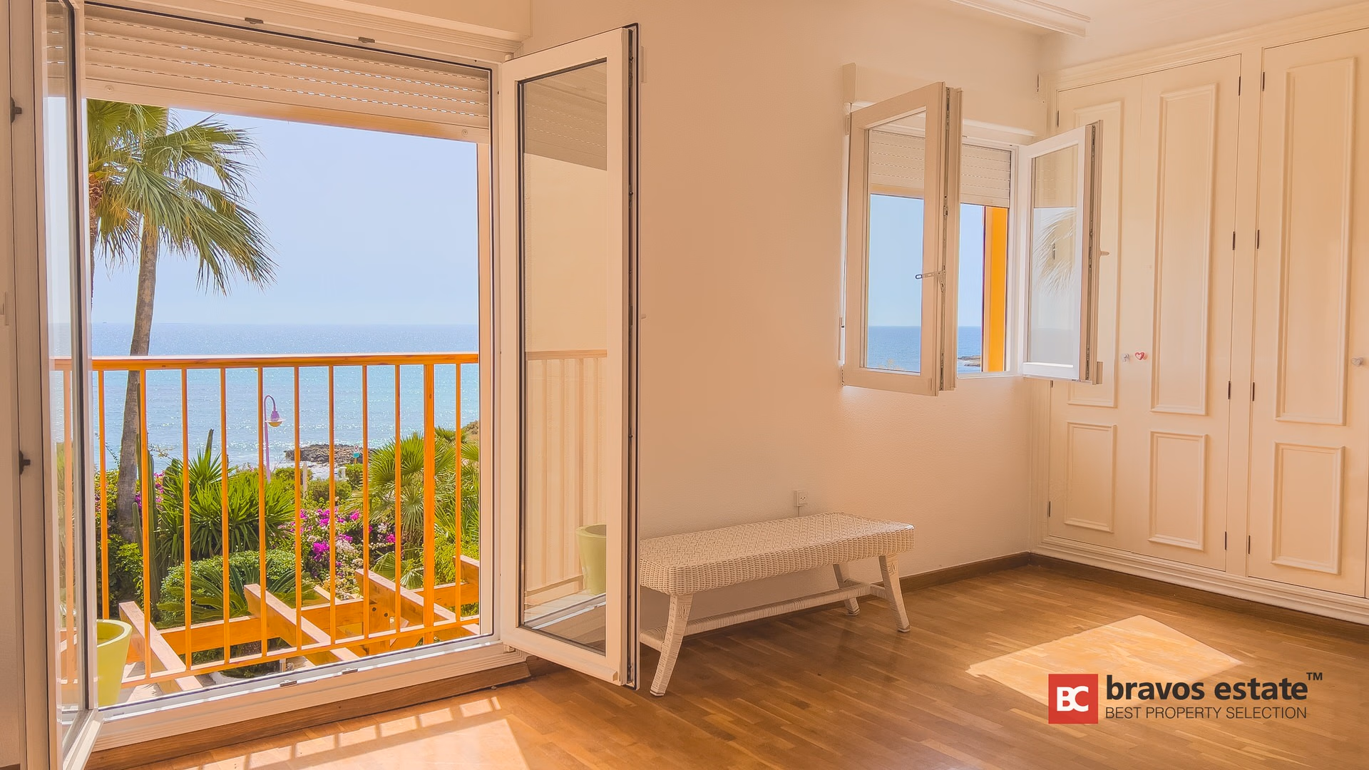 Seafront 4-Bedroom Bungalow in El Campello - 3