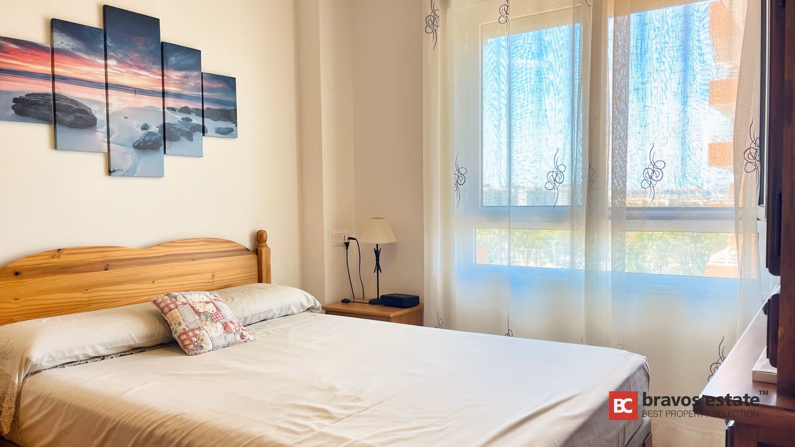 Beachside 2-Bedroom Apartment in Playa de San Juan · Ref 2001 - 7
