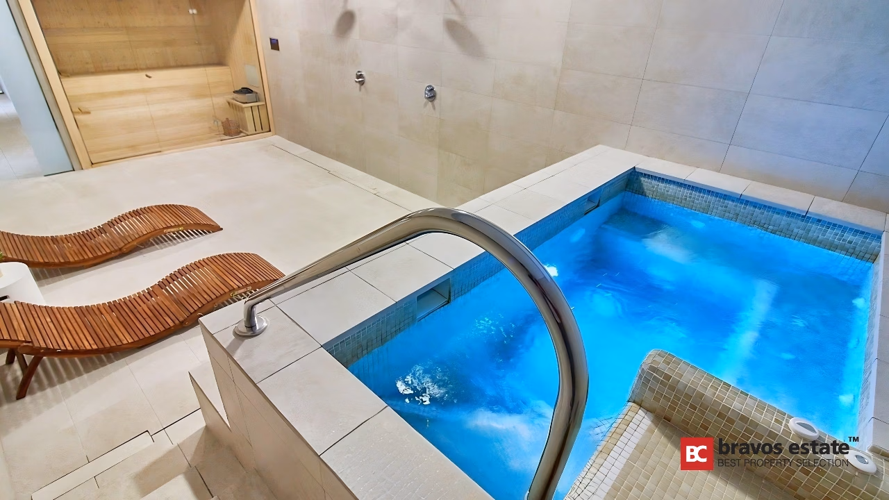 Spacious 4-Bedroom Bungalow in Alicante - 19