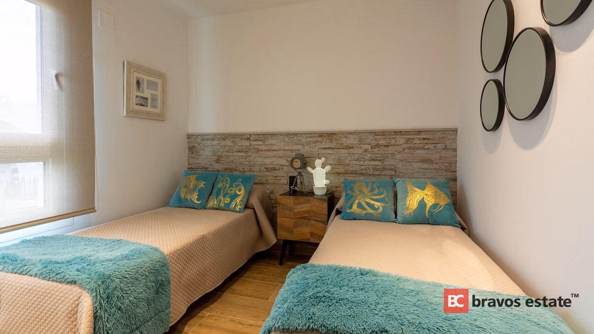 New Build 2-Bedroom Apartment in Punta Prima - 16