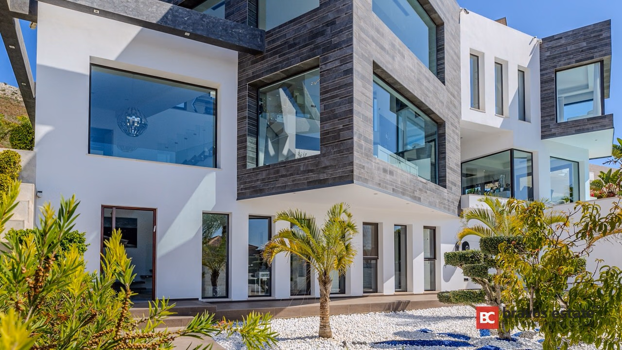 Luxe villa met 5 slaapkamers in Javea - 9