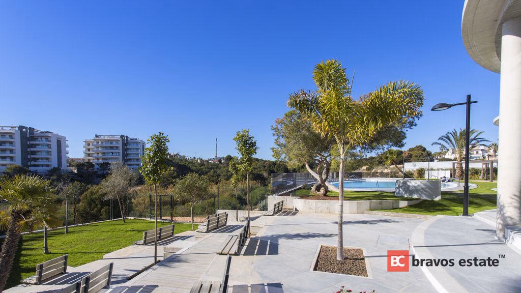 Apartamento de Obra Nueva de 3 Dormitorios en Villamartin - 11