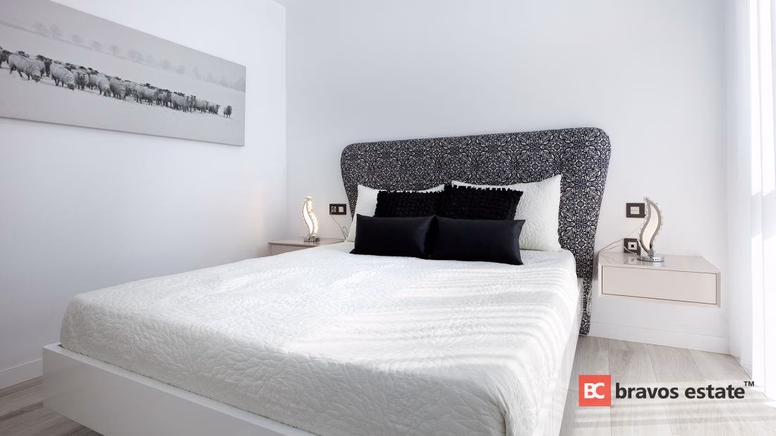 Spacious 3-Bedroom Villa in Cabo Roig - 12