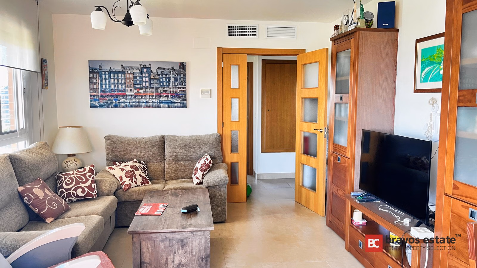 Beachside 2-Bedroom Apartment in Playa de San Juan · Ref 2001 - 6