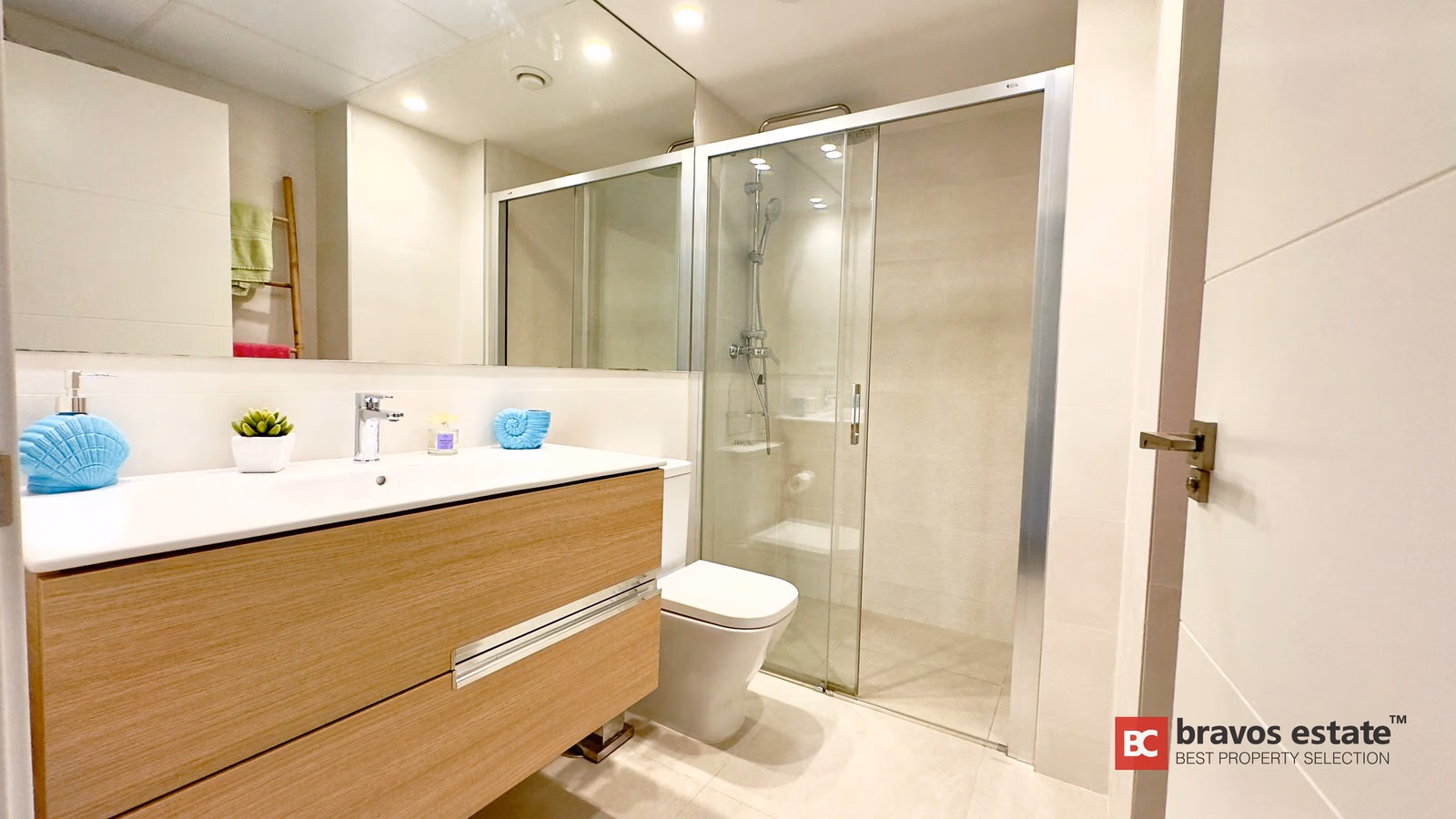 Apartamento Frente al Mar de 3 Dormitorios en El Campello - 14