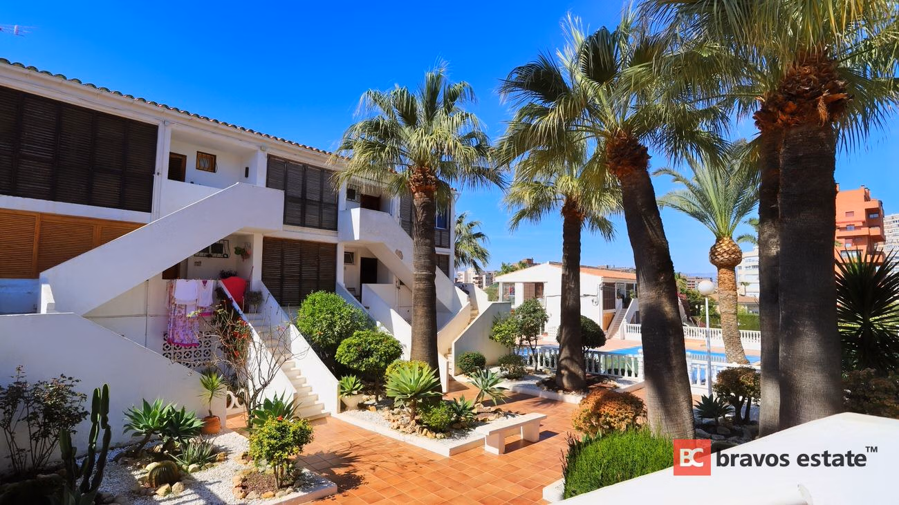 Apartamento Cerca del Mar de 3 Dormitorios en Playa de San Juan - 1