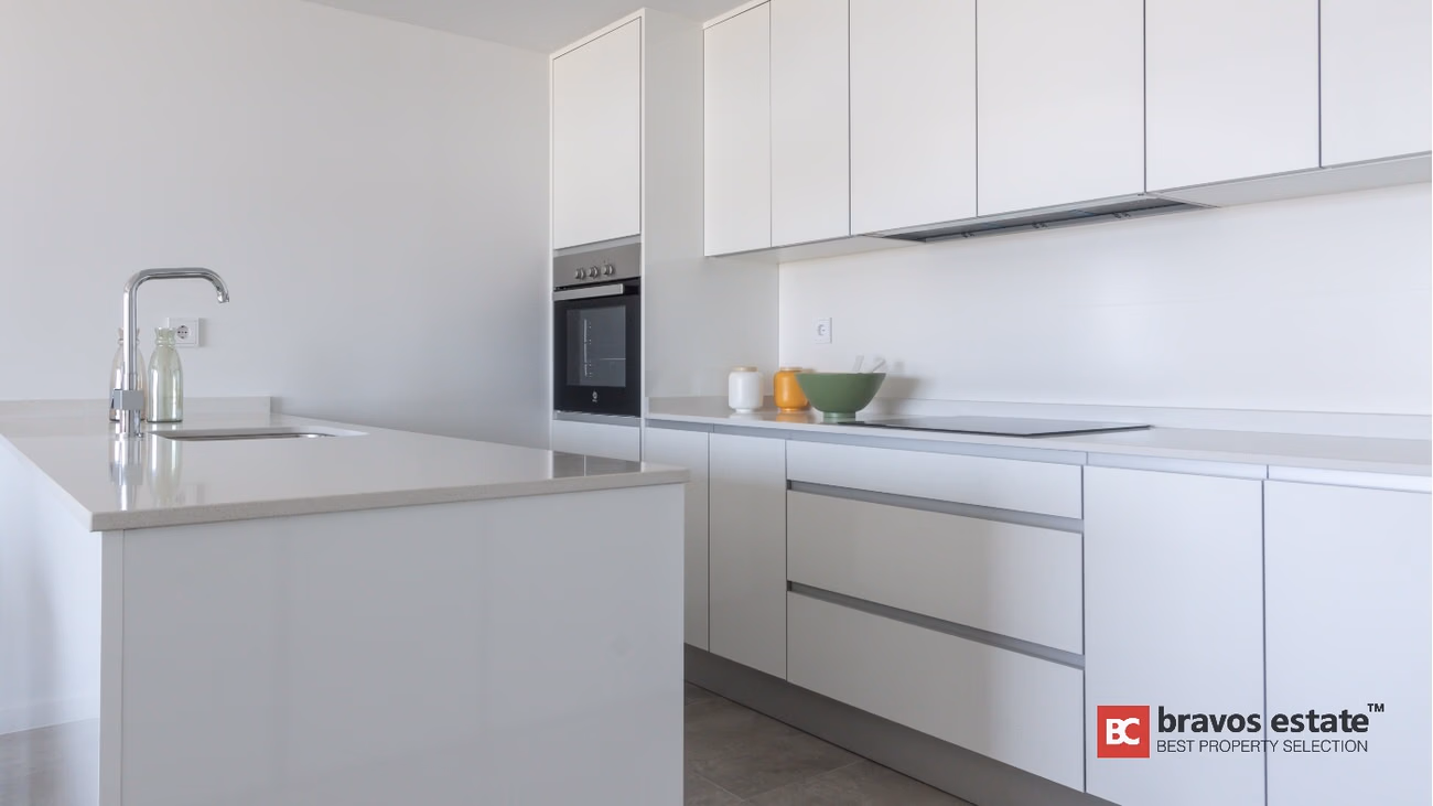 Spacious 3-Bedroom Apartment in Finestrat · 174 m² - 13