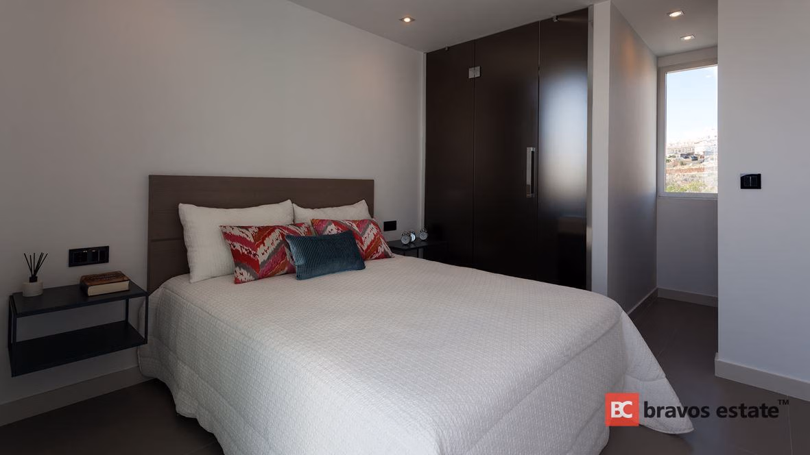 New Build 4-Bedroom Villa in Finestrat - 4