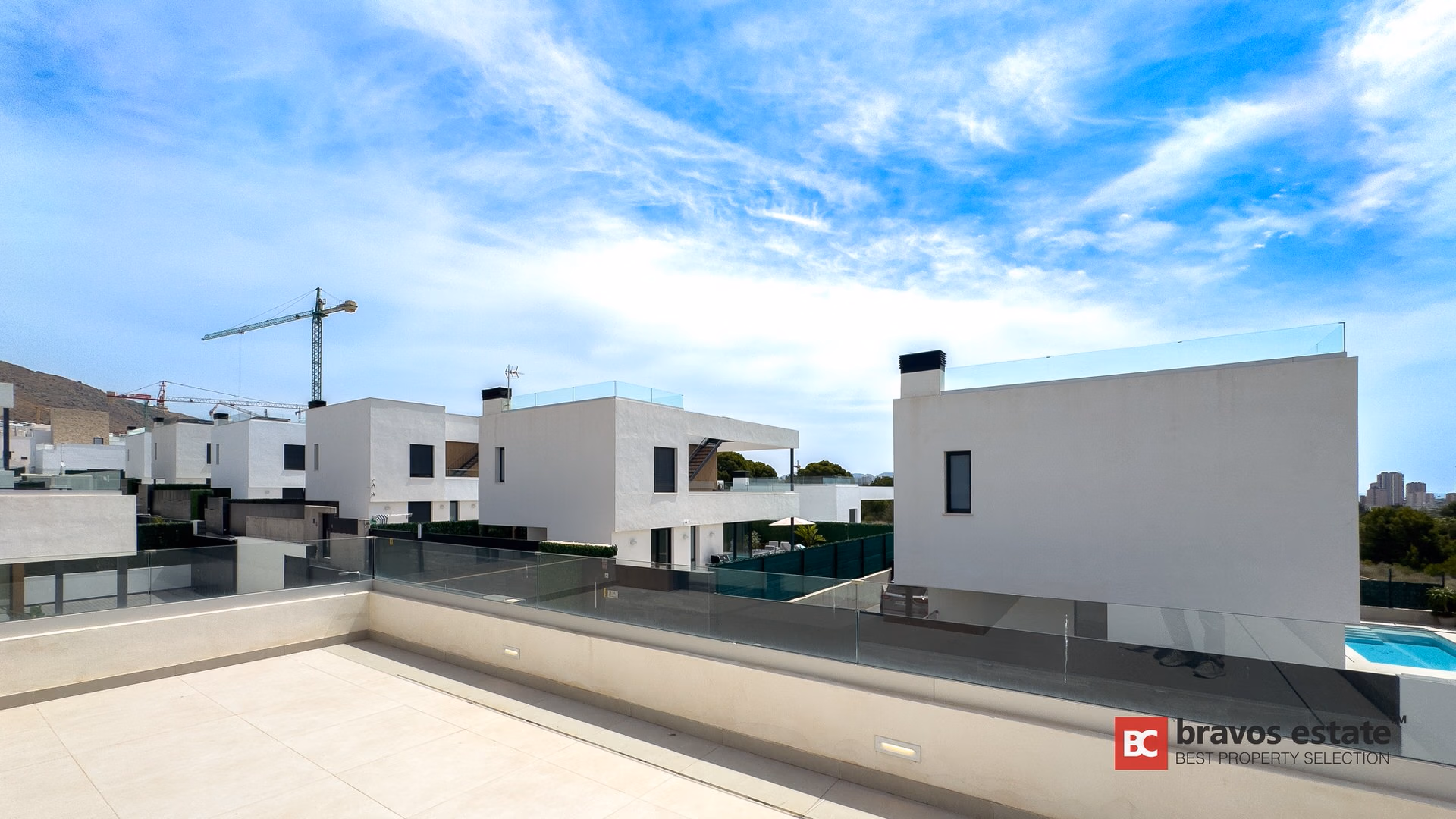 Villa Espaciosa de 4 Dormitorios en Finestrat - 36