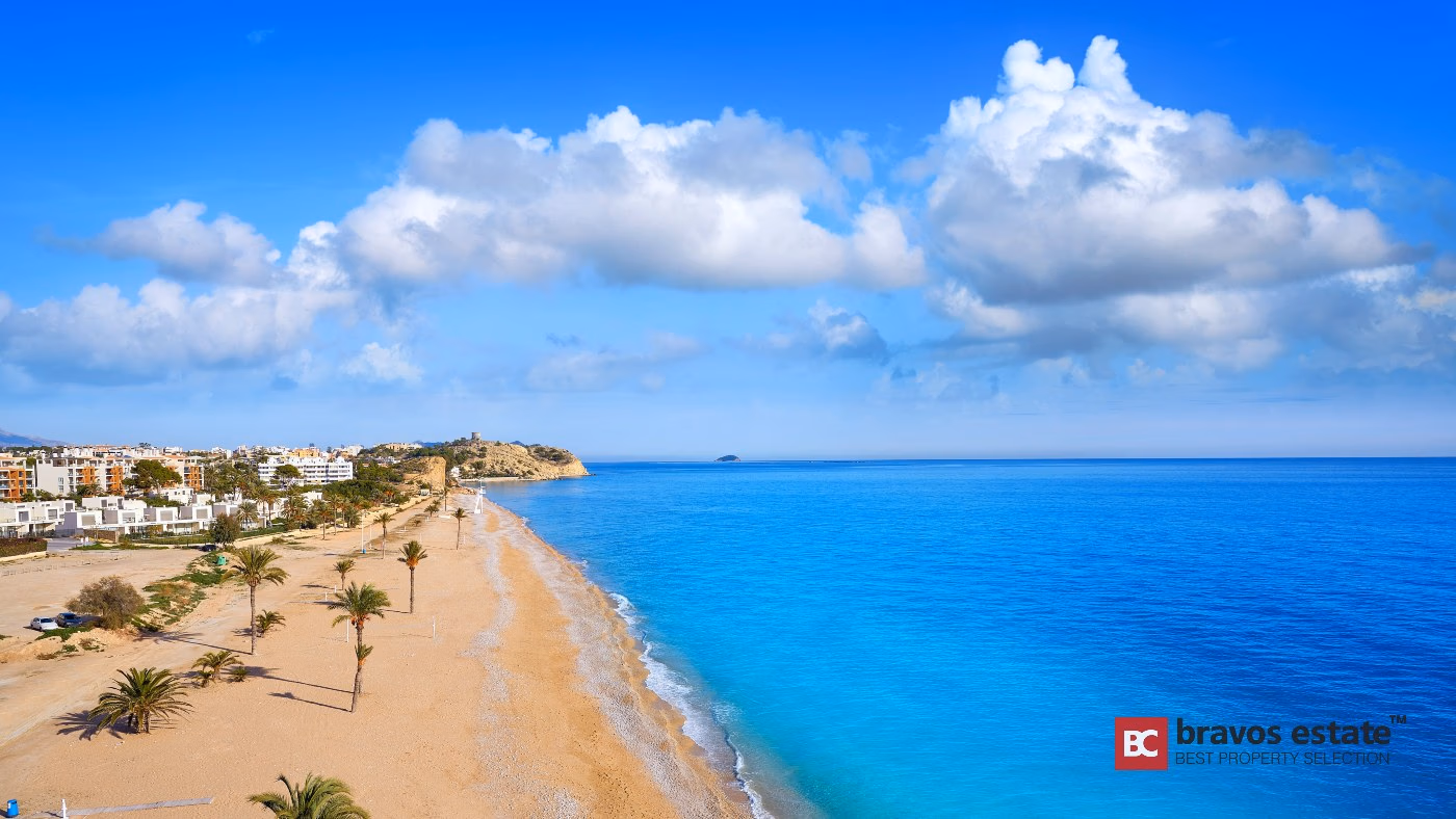 Apartamento Cerca del Mar de 3 Dormitorios en Villajoyosa · 108 m² - 28