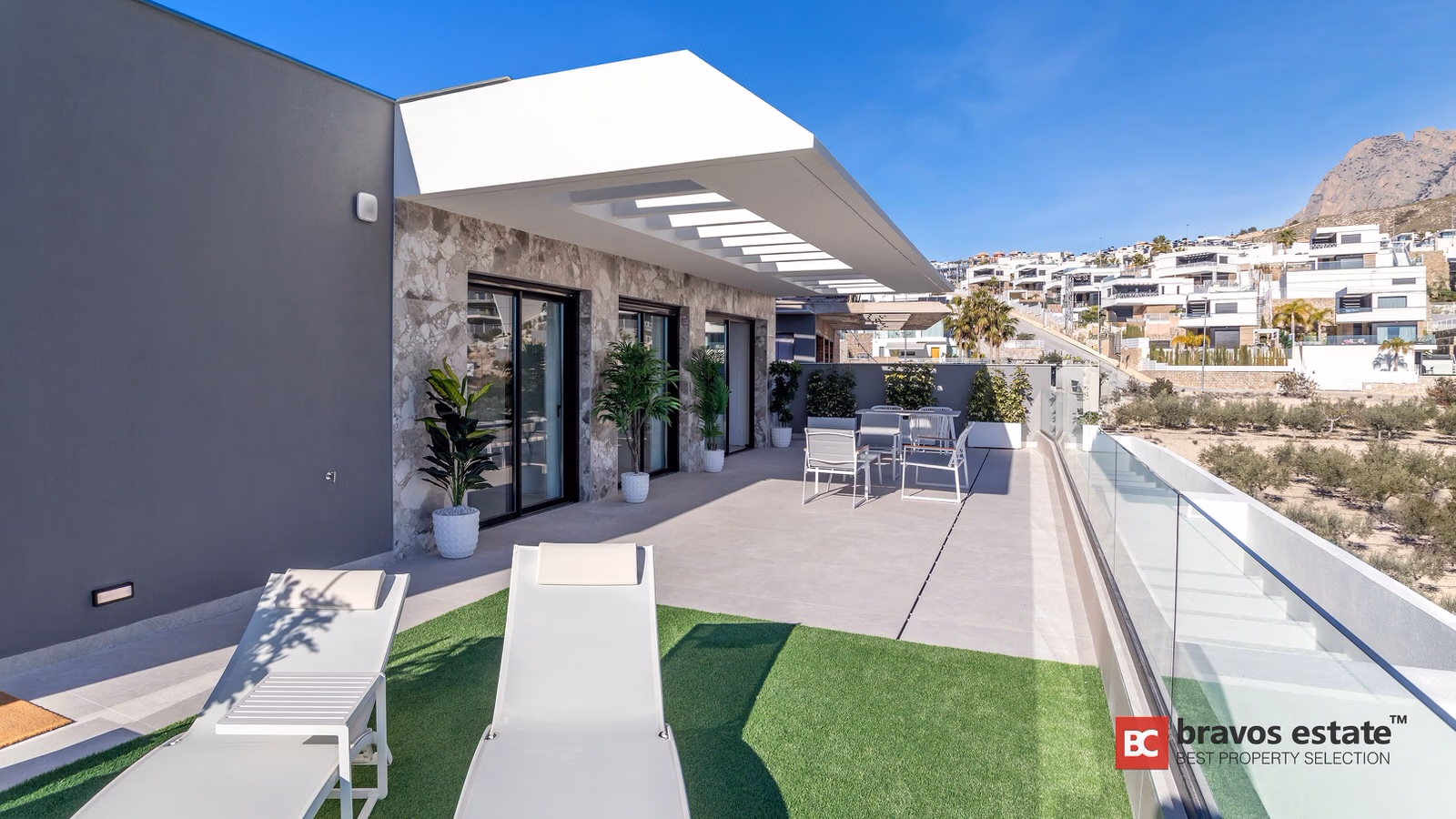 Apartamento Espacioso de 2 Dormitorios en Finestrat - 5