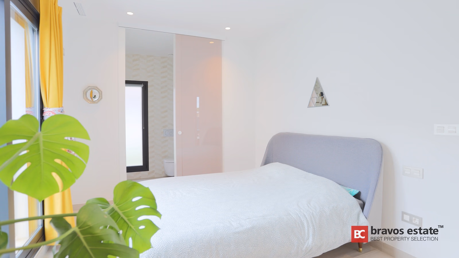 Просторная вилла, 5 спален в Финестрате · 330 m² - 20