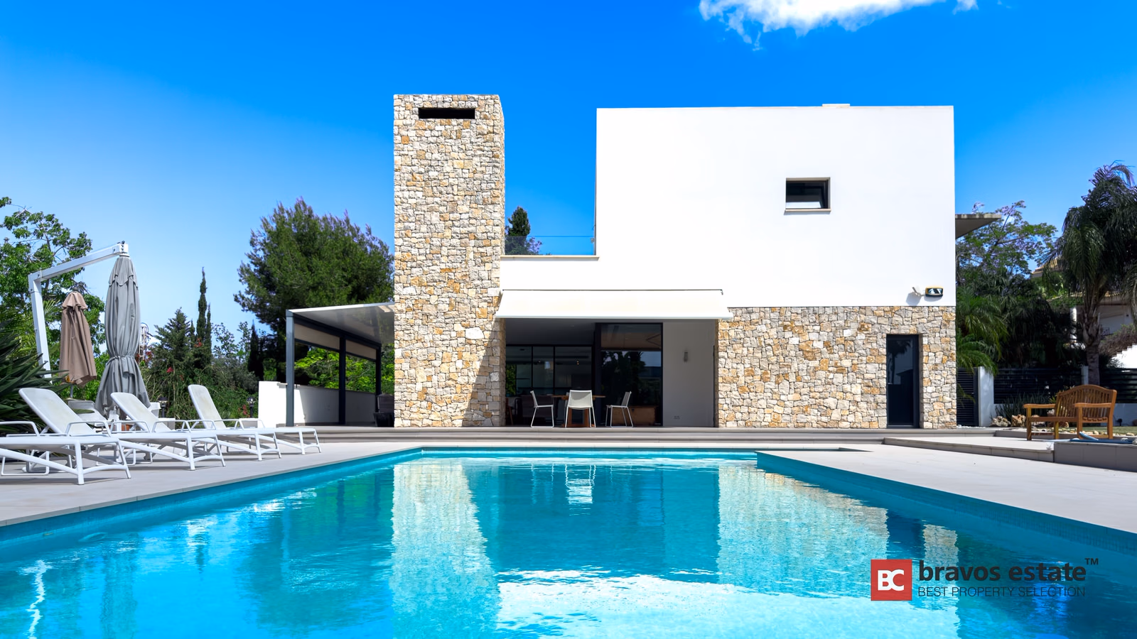 Luxury 6-Bedroom Villa in Mutxamel - 1
