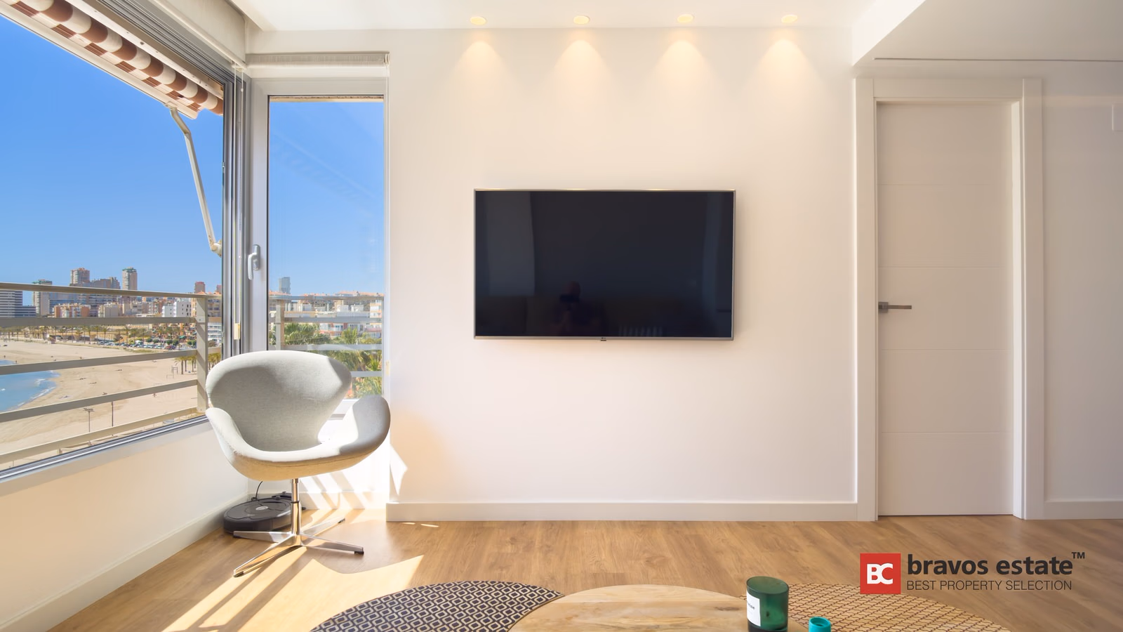 Seafront 2-Bedroom Apartment in El Campello - 5