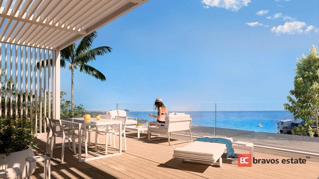 Beachside 2-Bedroom Apartment in Villajoyosa · 185 m² - 15
