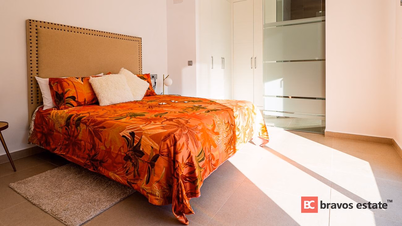 Villa de Obra Nueva de 5 Dormitorios en Torrevieja - 7