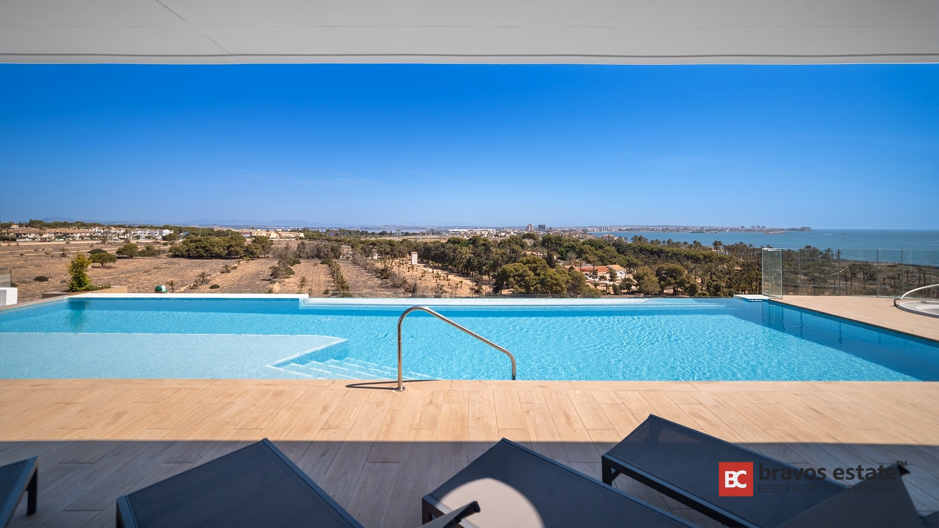 Appartement de 3 chambres en bord de mer à Punta Prima - 24