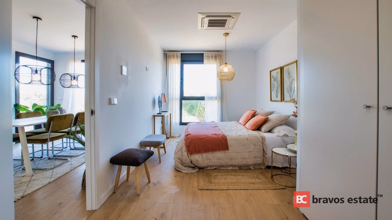 Seafront 3-Bedroom Apartment in Villajoyosa · 138 m² - 5