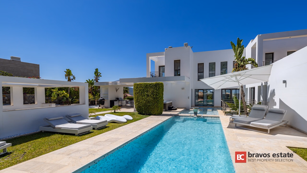Luxe villa met 5 slaapkamers in Javea - 12