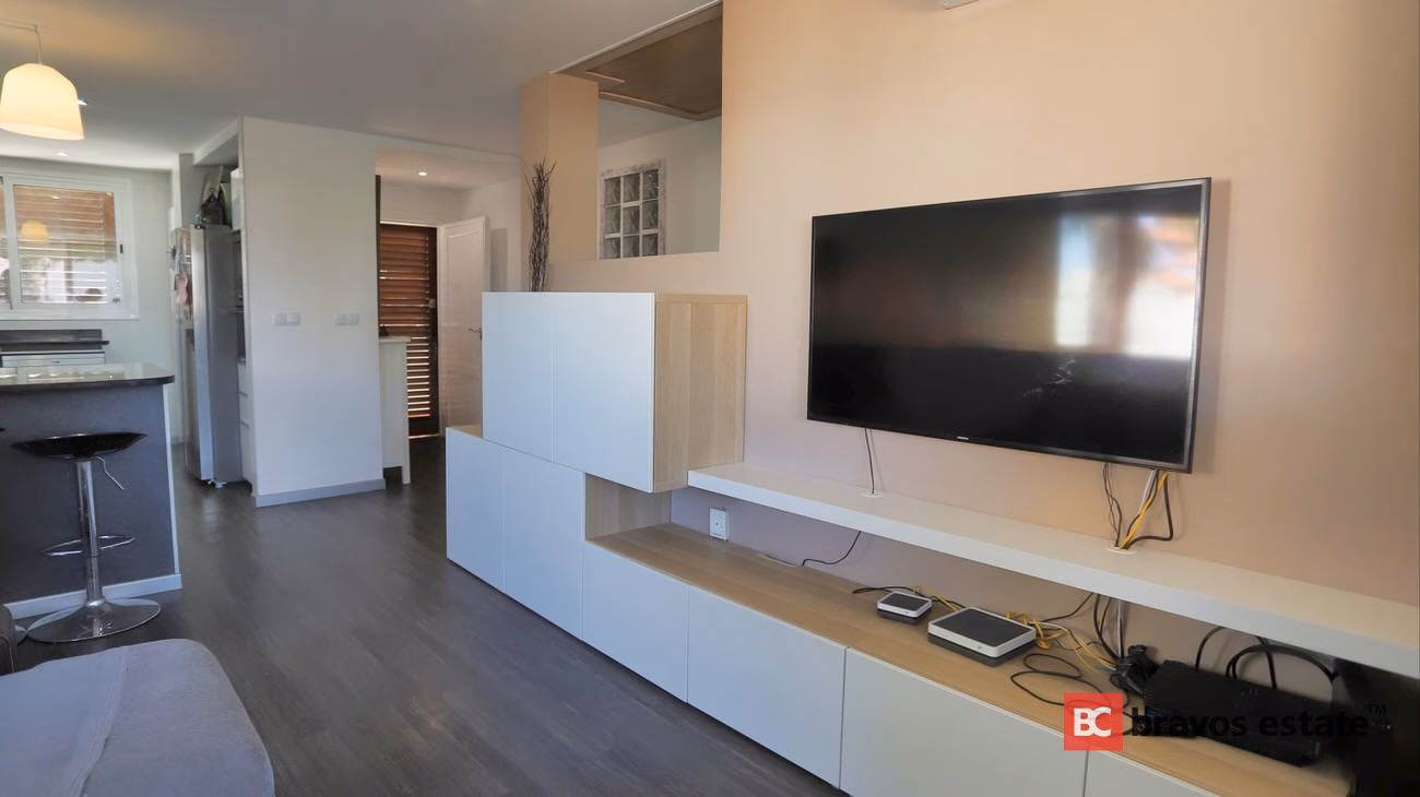 Apartamento Cerca del Mar de 3 Dormitorios en Playa de San Juan - 10