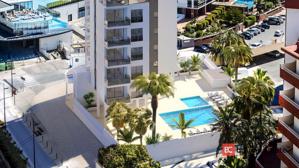 Seafront 2-Bedroom Apartment in Calpe - 1