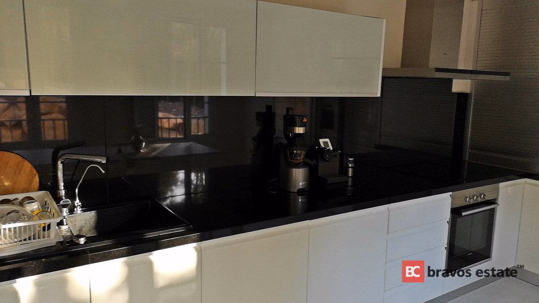Bright 4-Bedroom Villa in Finestrat - 13