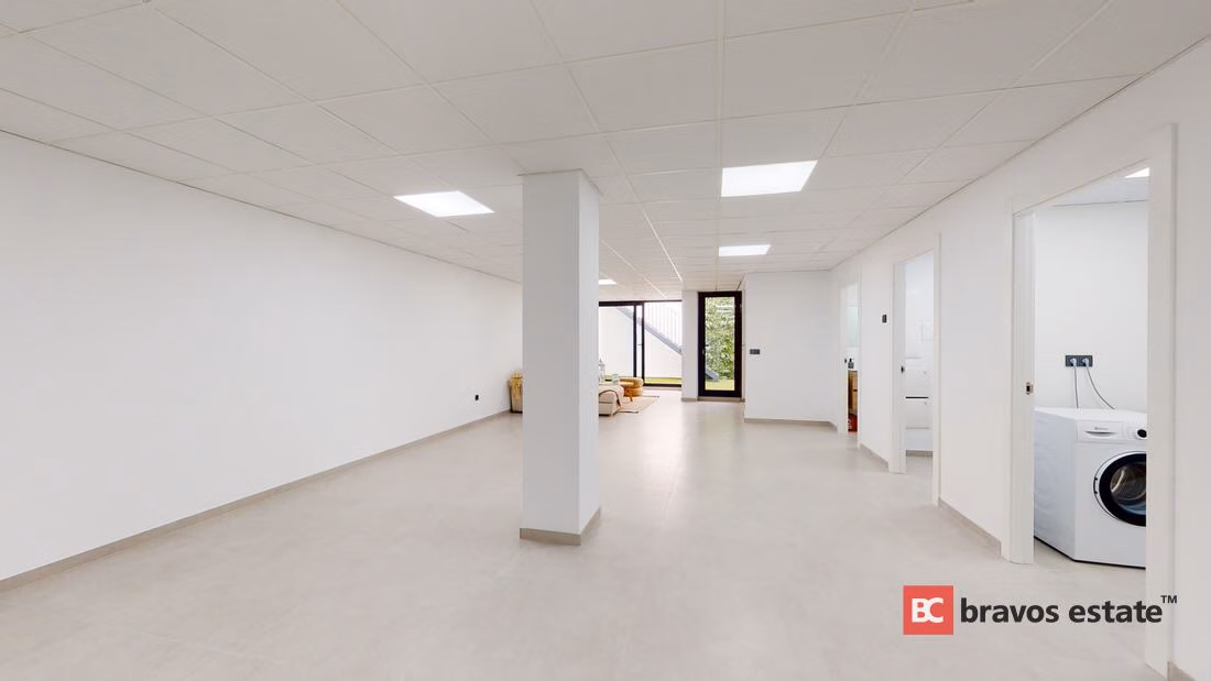 Villa de Obra Nueva de 3 Dormitorios en Finestrat · 242 m² - 17