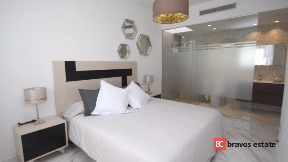 Villa Cerca del Mar de 3 Dormitorios en Campoamor - 8