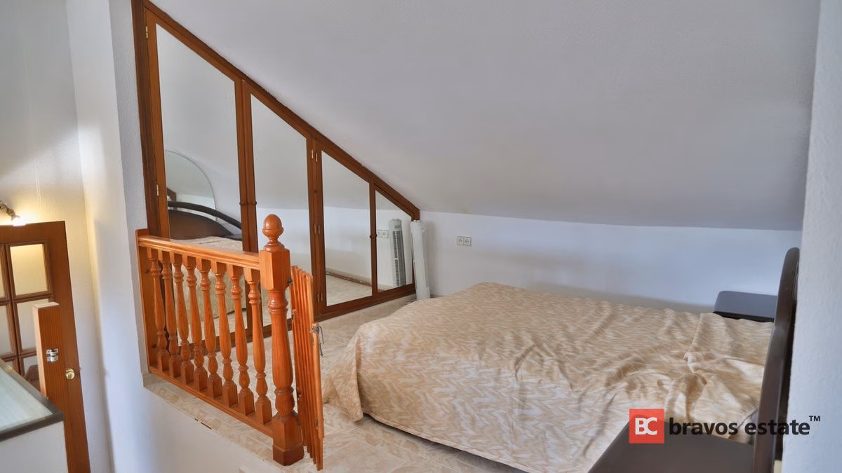 Seafront 6-Bedroom Bungalow in El Campello - 14