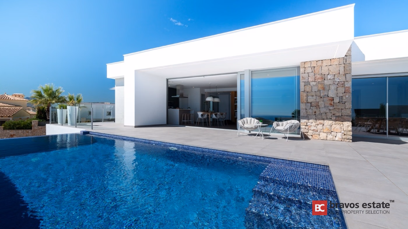New Build 3-Bedroom Villa in Cumbre del Sol - 1