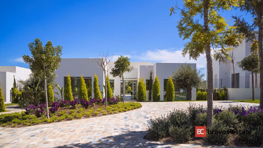 New Build 4-Bedroom Villa in Las Colinas · 236 m² - 12