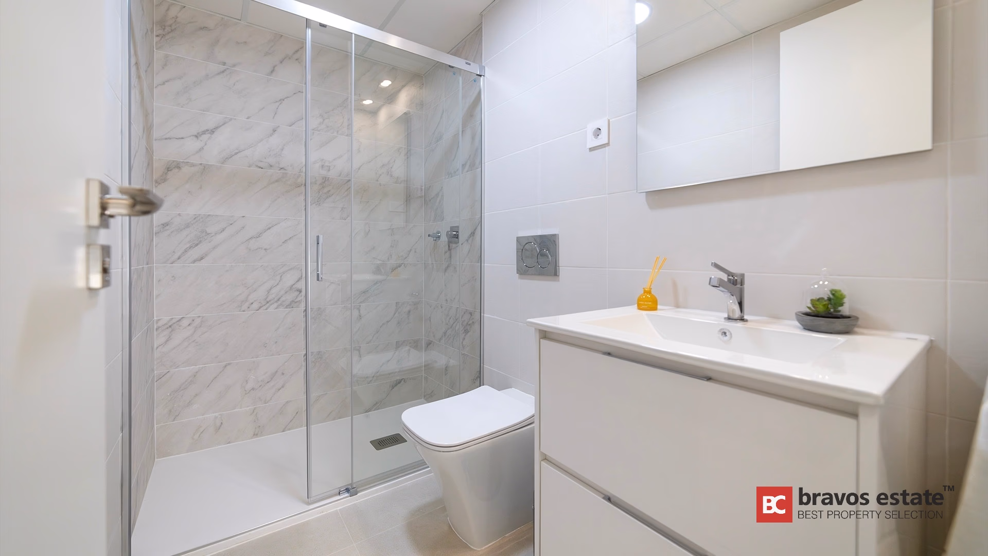 Appartement de 3 chambres en bord de mer à Punta Prima - 17
