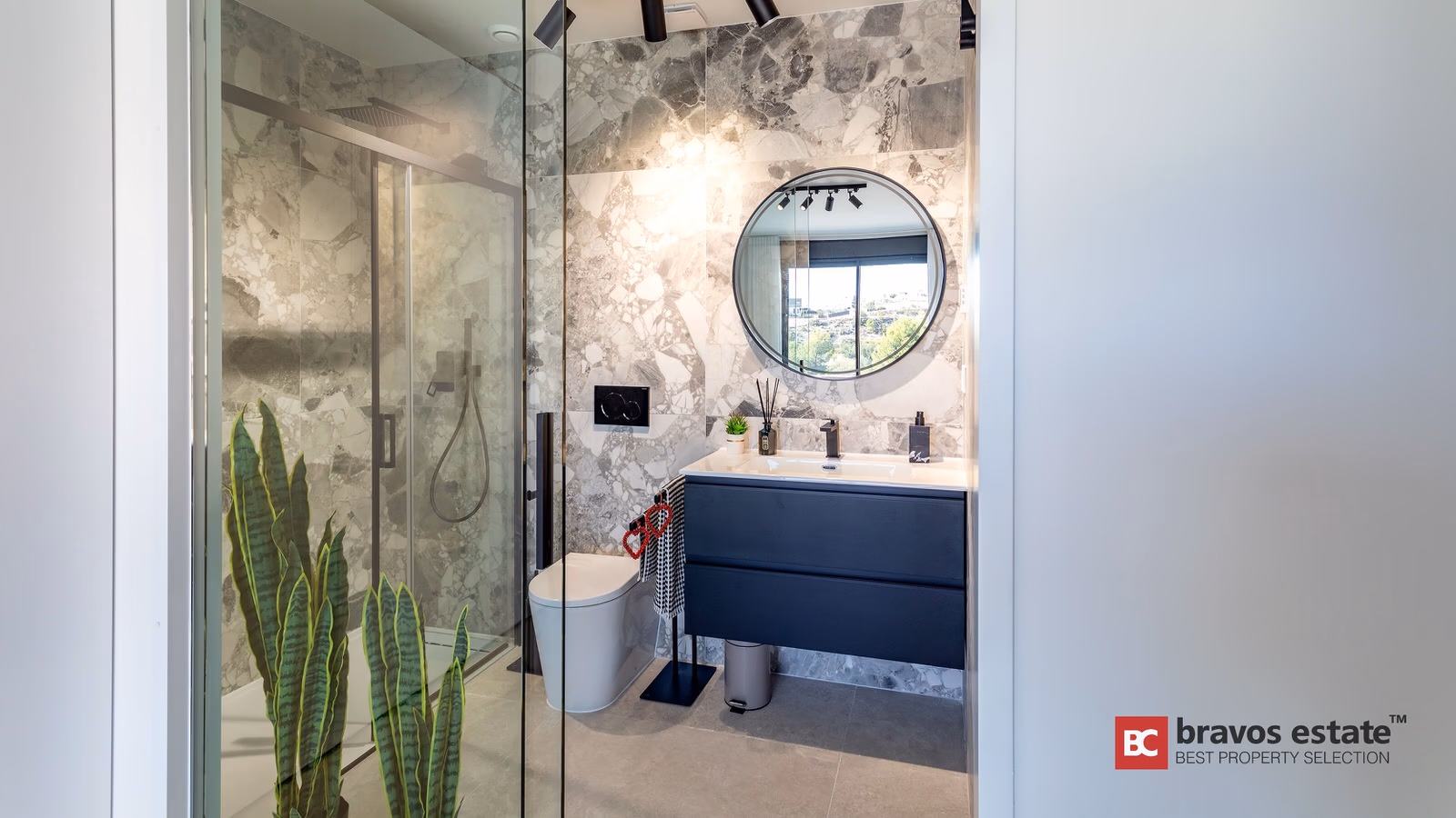 Apartamento Espacioso de 2 Dormitorios en Finestrat - 22