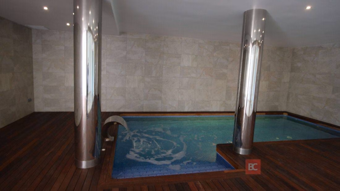Элитная вилла, 4 спальни в Морайре · 560 m² - 7