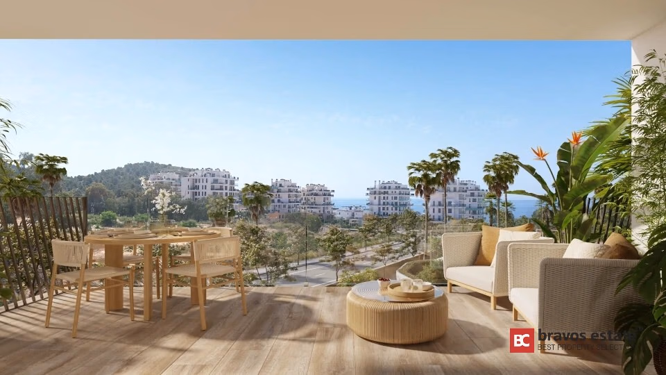 Seafront 3-Bedroom Apartment in Villajoyosa - 1