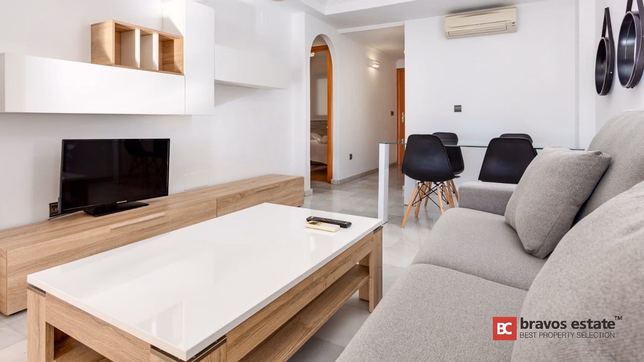 Seafront 2-Bedroom Apartment in Altea - 9