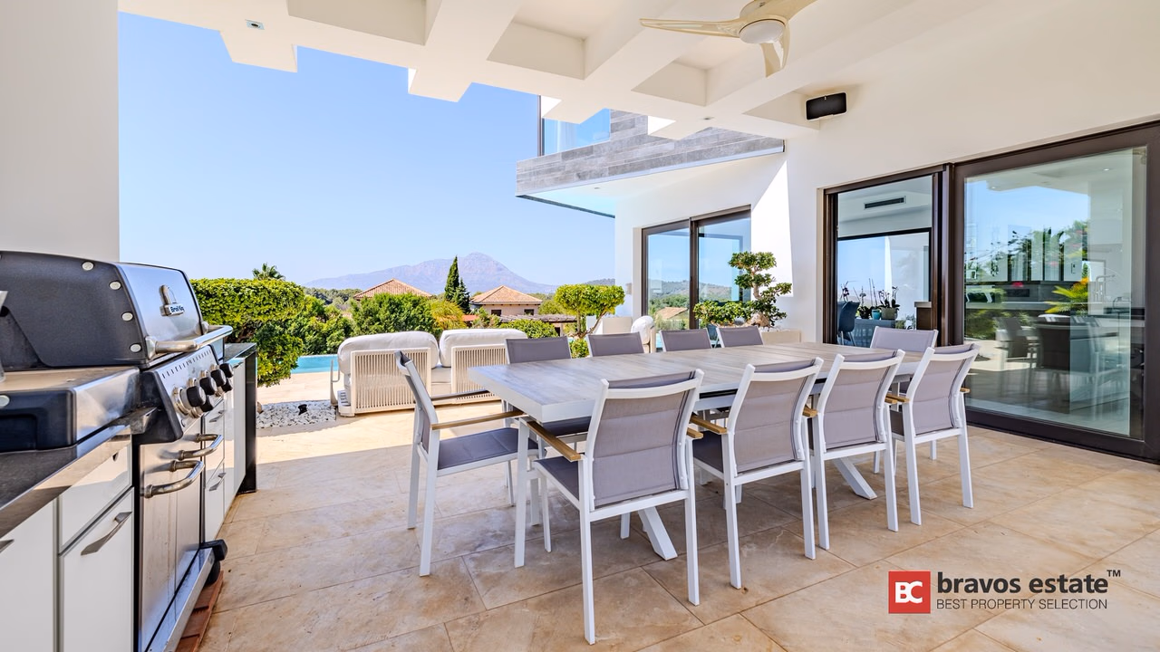 Luxe villa met 5 slaapkamers in Javea - 16