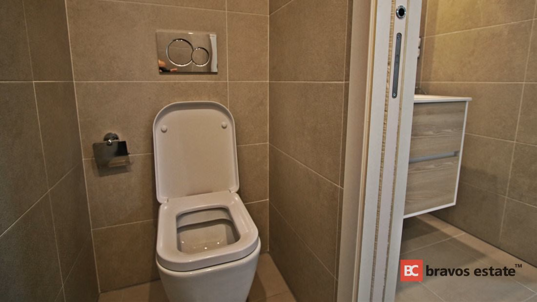 Beachside 2-Bedroom Apartment in Arenales del Sol · 113 m² - 19