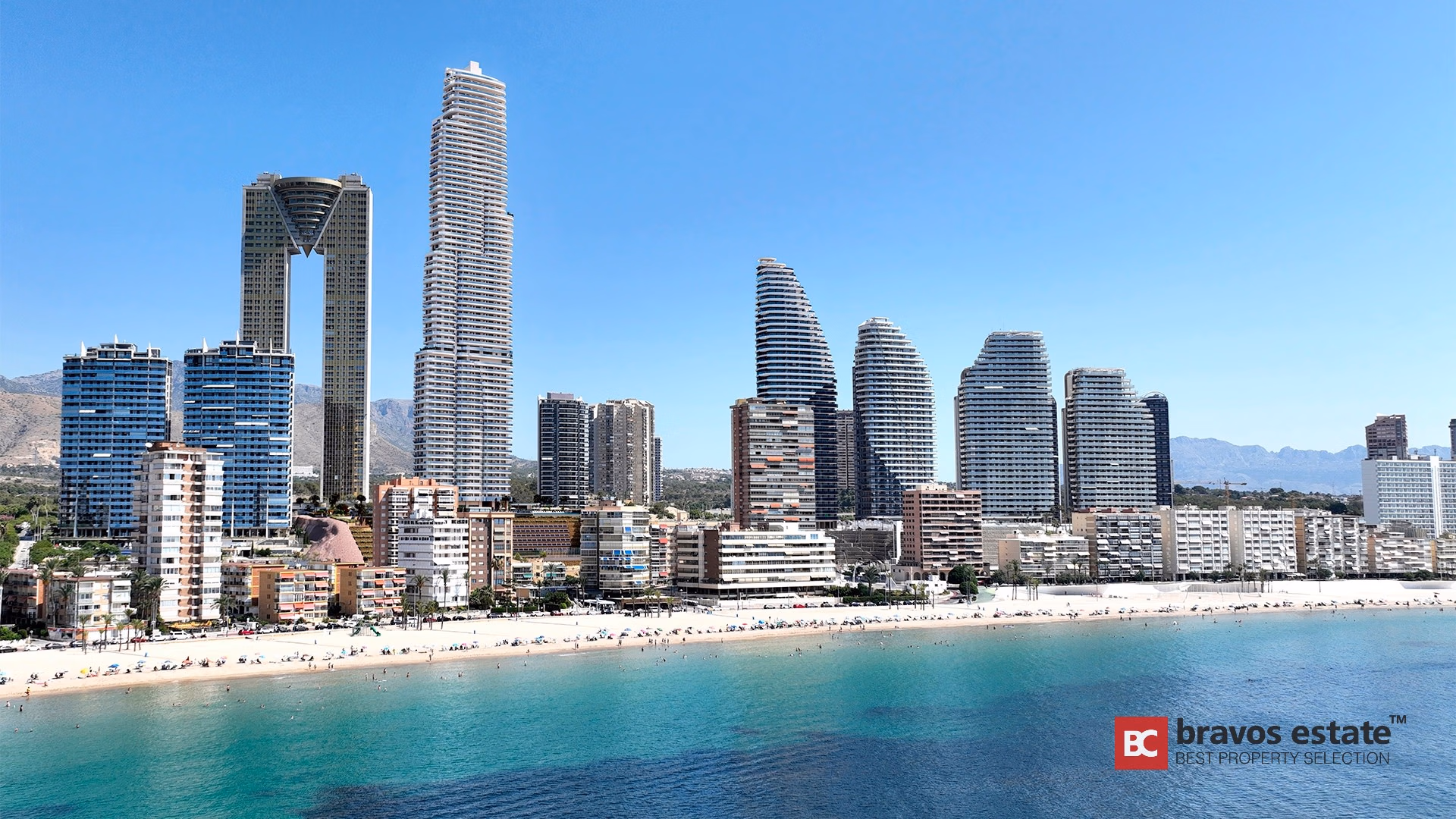 Seafront 1-Bedroom Apartment in Benidorm 1