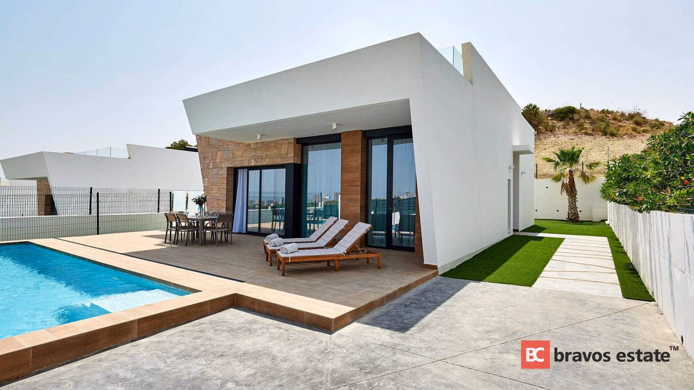 Villa Espaciosa de 5 Dormitorios en Finestrat 1