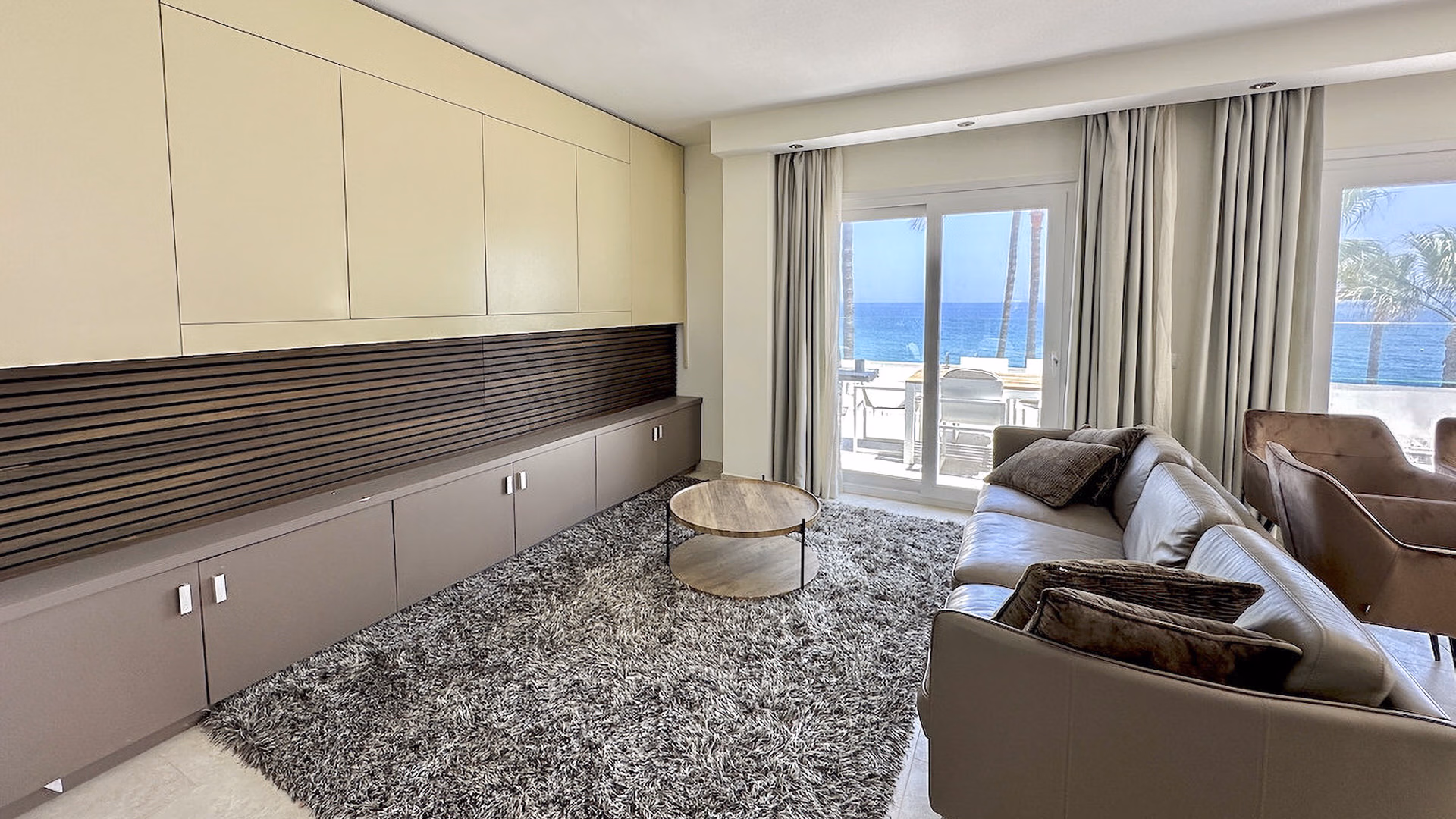 Appartement de 3 chambres en bord de mer à Estepona - 10