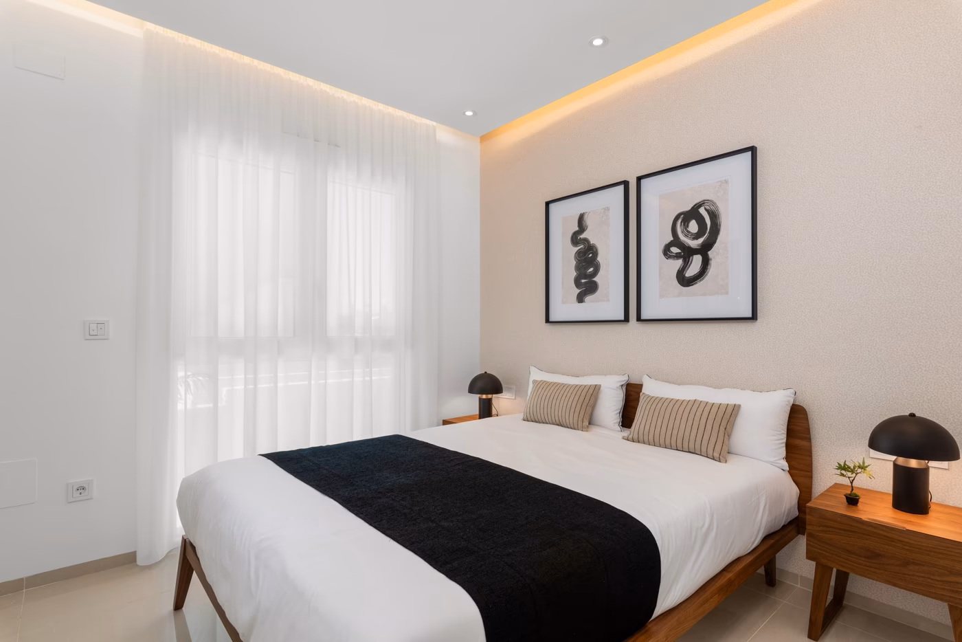 Main bedroom with a double bed
