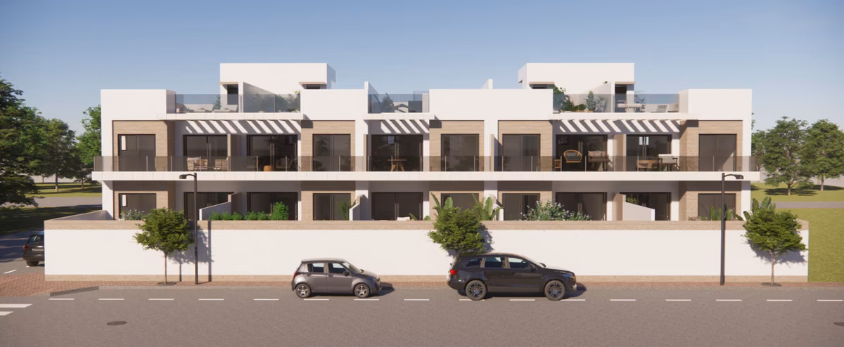 Straßenfassade von Alba Salina 5 mit Terrassen und Glasbalkonen, Rojales